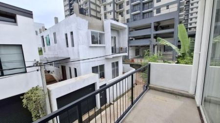 Exterior - Thalawathugoda Kalalgoda Road Modern Two-Storey 04 Bed Room House on 6 Perches for Sale 
