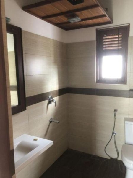 Bathroom - ￭ Rajagiriya ￭ 04BR House For Rent ￭ (NK11434)