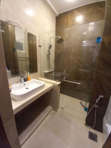 Bathroom -  Luxury Short Stay Apartment For Rent – The Aron, Dehiwala