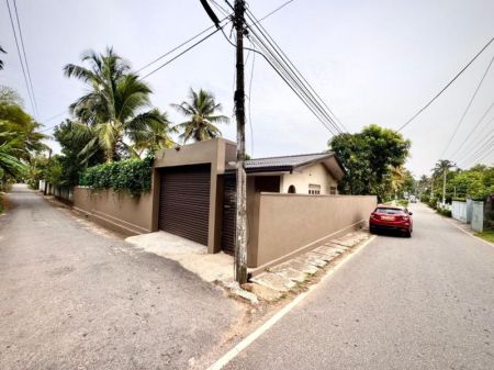 Exterior - (SH1359) Renovated Single Storey House for Sale in Homagama