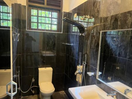 Bathroom - (DH863) Luxury Three Storey House for Sale in Kottawa