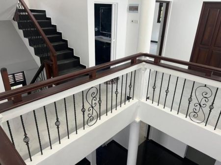 Exterior - (DH863) Luxury Three Storey House for Sale in Kottawa