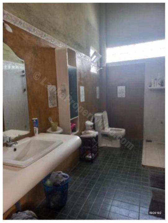 Bathroom - House for sale in Kottawa