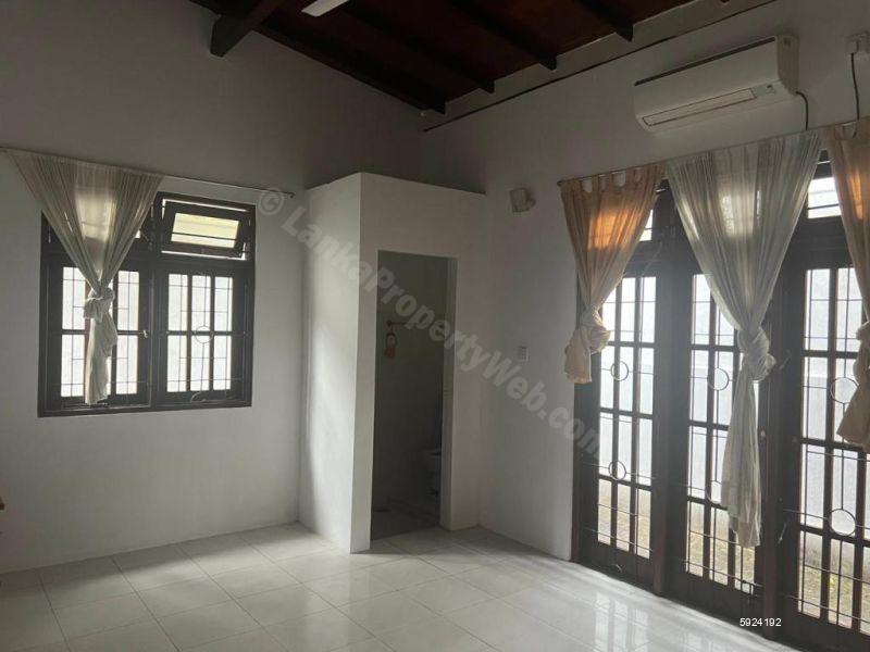House for sale in Kottawa