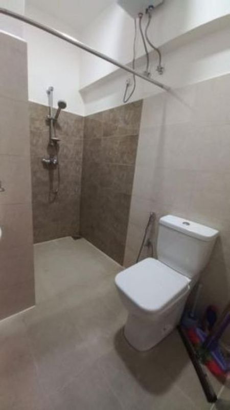 Bathroom - (SAR1505) Fully Furnished Luxury Apartment for Rent in Thalawathugoda