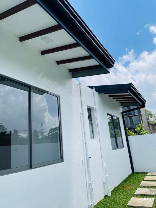 Exterior - House for sale in Kottawa