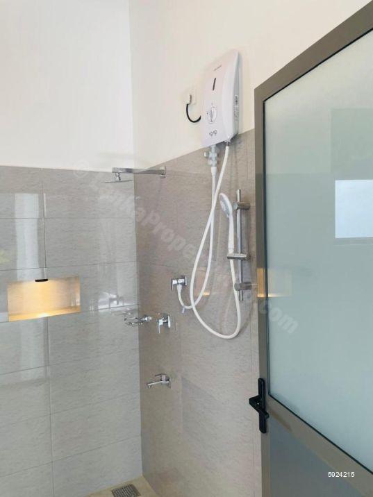 Bathroom - House for sale in Kottawa