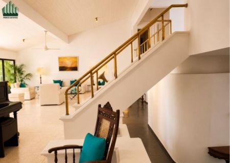 Living Room - Premium Rental in Colombo 05 – Don't Miss Out!