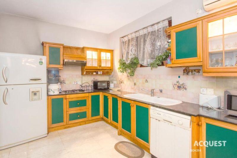 Kitchen - House for rent in Colombo 7