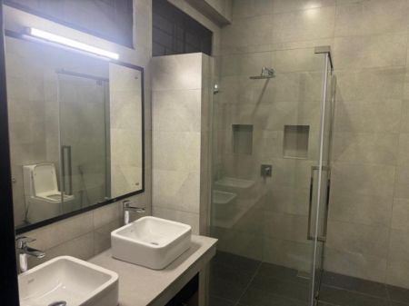 Bathroom - House for Rent - Nugegoda | LKR 500,000