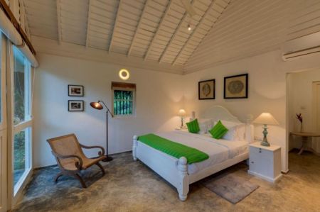 Bedroom - 06 Bedroom Villa For Sales in Galle 