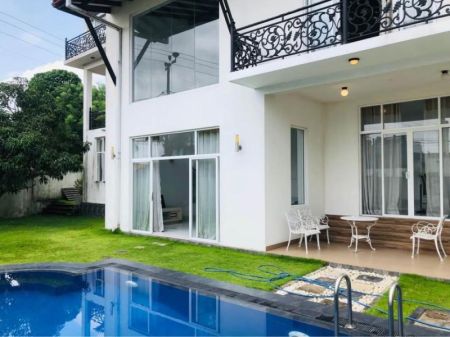 Exterior - Luxury 4 Bedroom House for Sale – Kadawatha | LKR 98,000,000 (EM166RK)