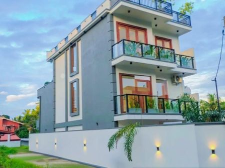 Exterior - (SE1780)🏡✨ Brand New Three-Storey Luxury House for Sale – Maharagama (Gammana Road) ✨🏡