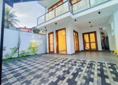 Exterior - (SE1780)🏡✨ Brand New Three-Storey Luxury House for Sale – Maharagama (Gammana Road) ✨🏡