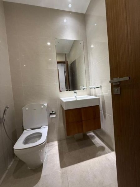 Bathroom - Capital Twin peaks 2 bedrooms brand newly furnished  rent at Colombo 2 