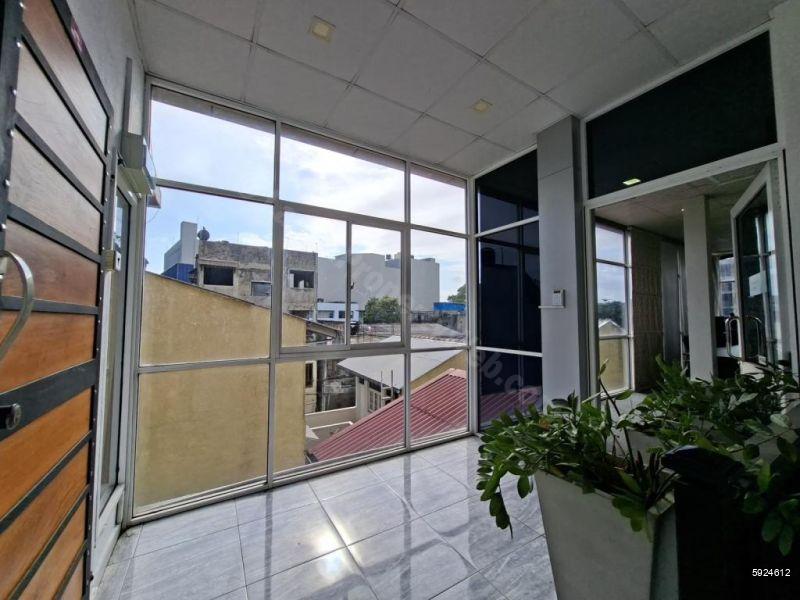 Commercial for rent in Colombo 5