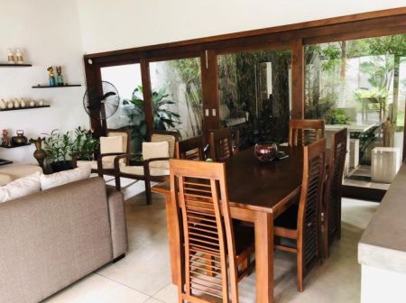 Living Room - Rent | Fully Furnished 5 Bedroom House In Colombo 05 