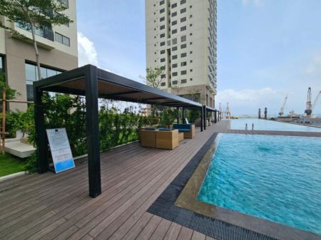 Exterior - Marina Square Apartment for sale in Colombo 15 