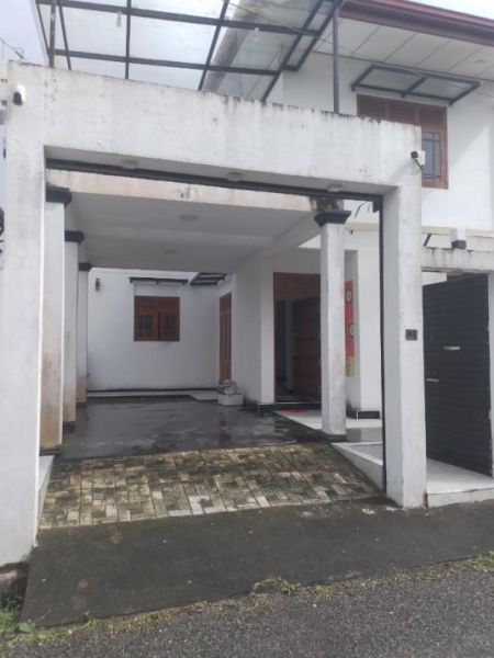 Exterior - House for sale in Homagama 