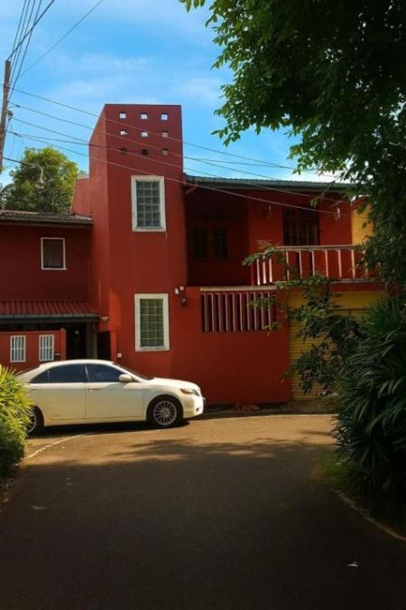 Exterior - House For Sale in Battaramulla 