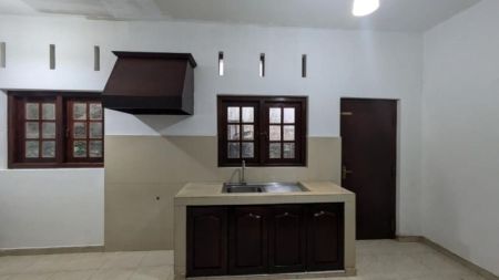 Kitchen -  Luxury 4 Bedroom House for Sale in Gothatuwa New Town | LKR 48.5 Million(HS4762)
