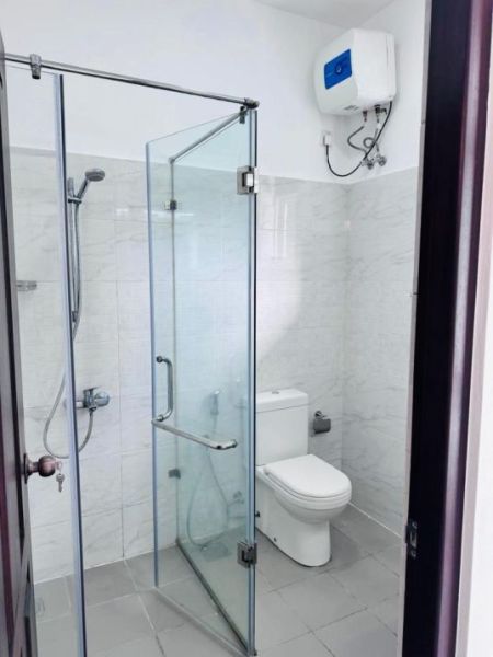 Bathroom - Luxury 3BR Apartment for sale in Colombo 5 