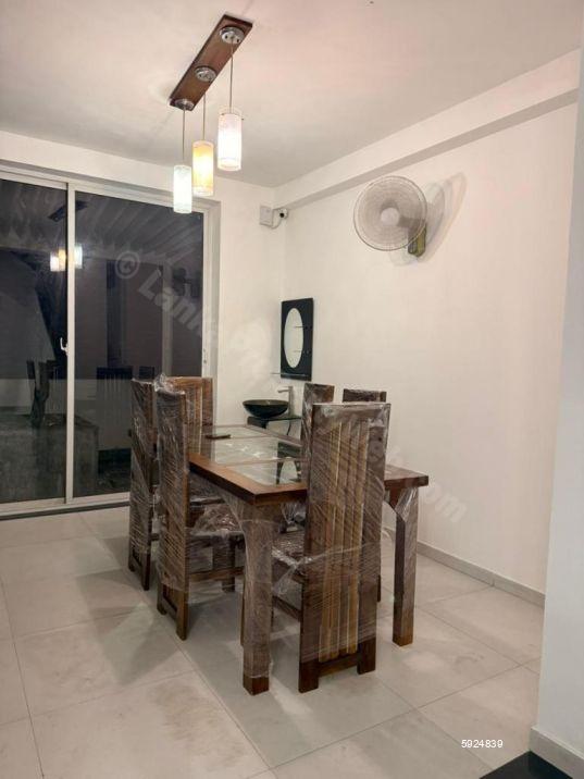 Dining room - House for rent in Battaramulla