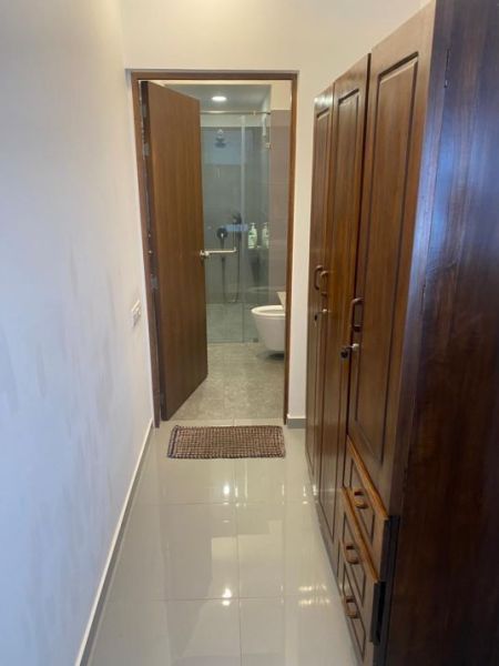 Bathroom - Short term Iconic Galaxy Residencies Apartment for rent in Rajagiriya 