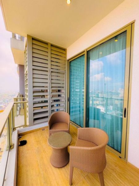 Living Room - The Grand/Furnished/3 Bedroom/Apartment for rent in Colombo 7
