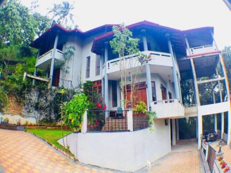 Exterior - Luxury 4 Bed Villa for Rent Aniwatte Kandy 