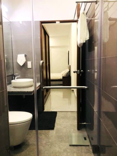 Bathroom - Fully Furnished 2-Bedroom Apartment for Sale at Iconic Galaxy, Rajagiriya