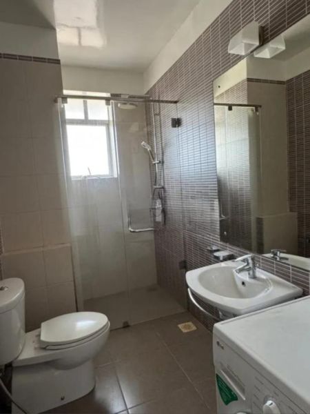 Bathroom - Citadel/Furnished/3 beds/for sale in Colombo 3