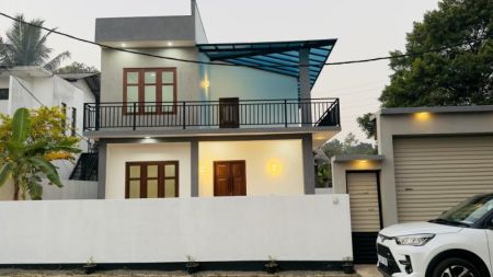 Exterior - An Upstairs Home Newly Built For Sale in Negombo Miriswatta Area