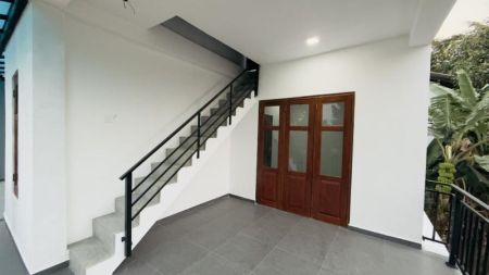 Exterior - An Upstairs Home Newly Built For Sale in Negombo Miriswatta Area