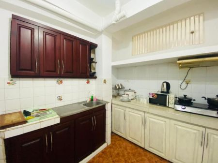 Kitchen - Short-Term 2-Bedroom Furnished Apartment in Wellawatta | CSH102