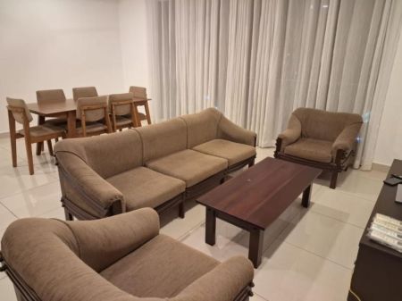 Living Room - Spacious 3 Bedroom Apartment for rent in Rajagiriya 
