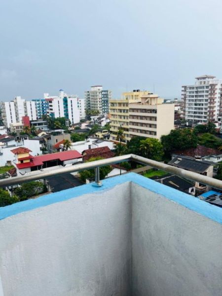 Exterior - URGENT SALE – Fully Furnished Sea View Apartment in Dehiwala 🏡