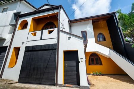 Exterior - Architect-Designed 3BR House for Sale in Kohuwala | LKR 125 Mn(HS4766)