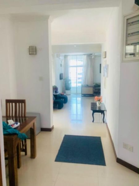 Dining room - Spacious 3 BR Penthouse Apartment for rent in Colombo 6 