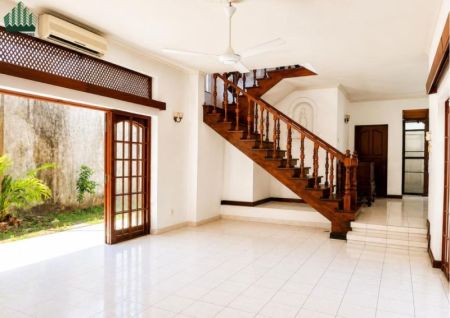 Living Room - Live in Comfort & Style | 4,500 Sq. Ft. Luxury House for Rent