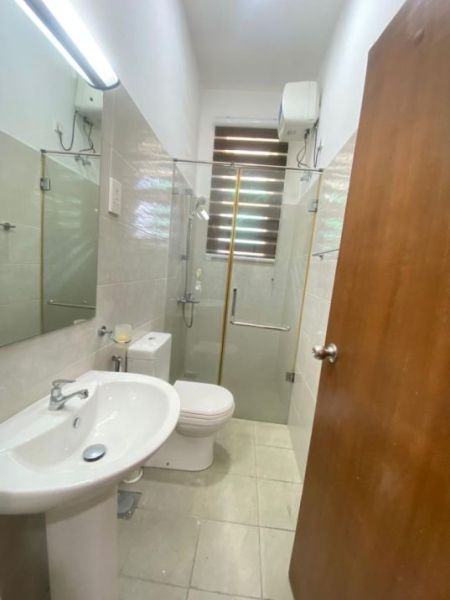 Bathroom - Apartment for sale in Colombo 5 