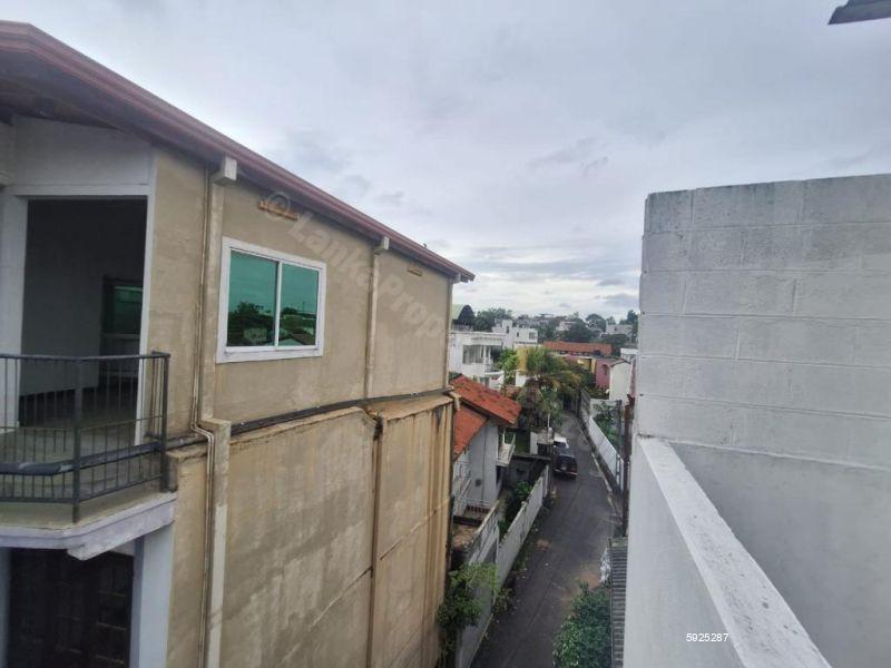 House for sale in Nawala
