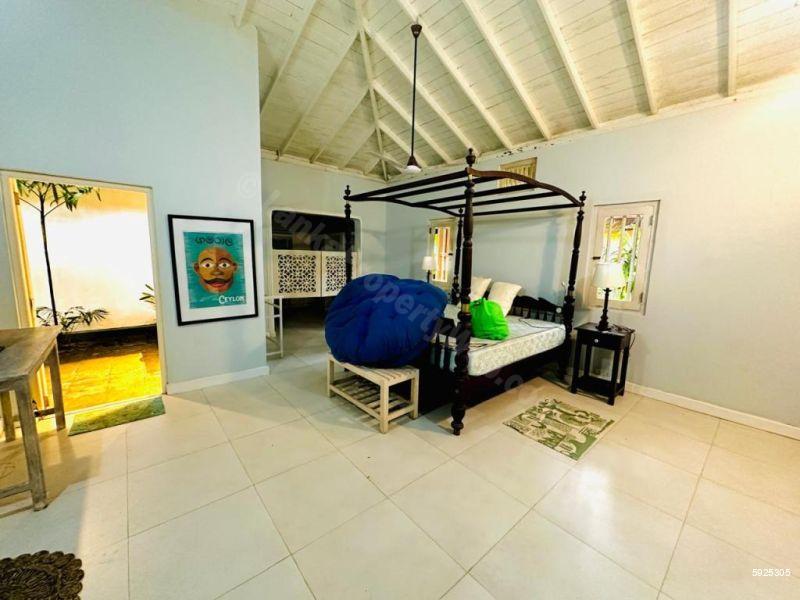 Living Room - Villa for sale in Habaraduwa