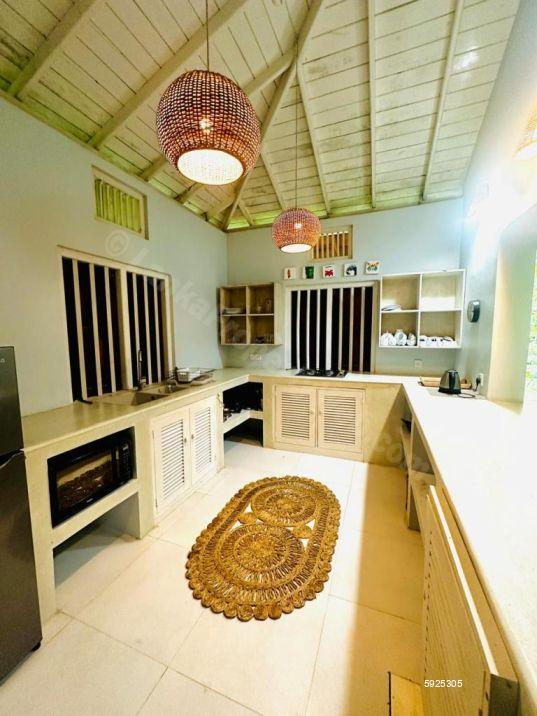 Villa for sale in Habaraduwa