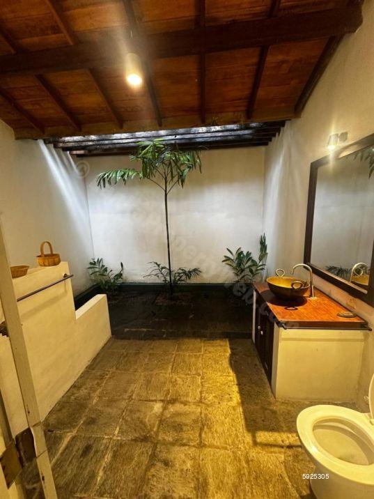 Villa for sale in Habaraduwa