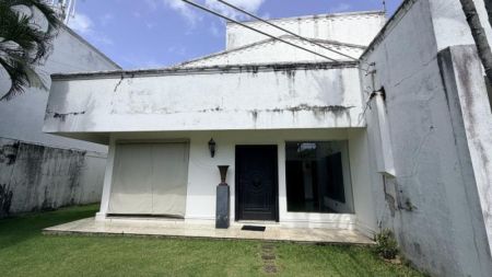 Exterior - House for Sale in Most Exclusive Lake Drive Neighbourhood - Lake Drive, Rajagiriya