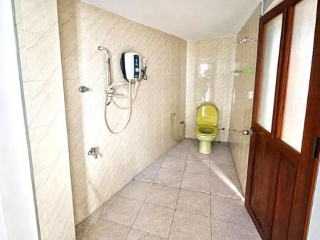 Bathroom - House for Sale in Olympus, Millennium City, Athurugiriya.
