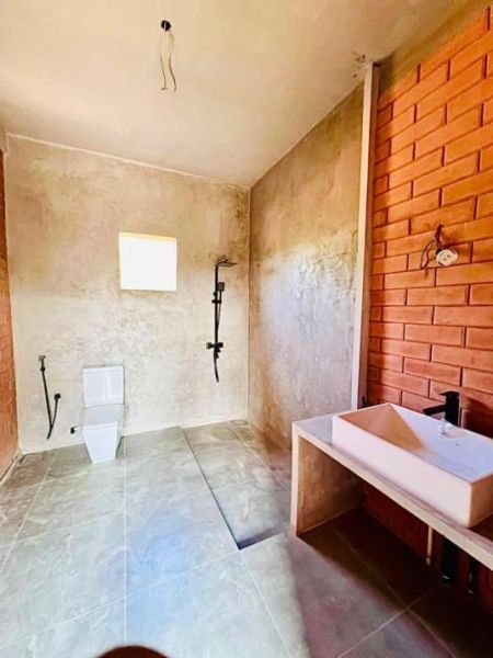 Bathroom - (PH988) Brand New Modern House for Sale in Kahathuduwa