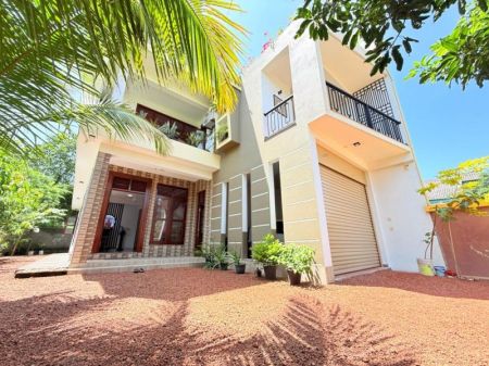 Exterior - (DH798) Brand New Three Storey House For Sale in Diyagama