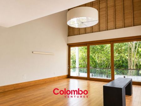 Living Room - 13 Room Luxury Modern Home on 57 perch Land for RENT / LEASE - R.A. De Mel Mawatha, Col. 3 (Duplication Road) Kollupiti